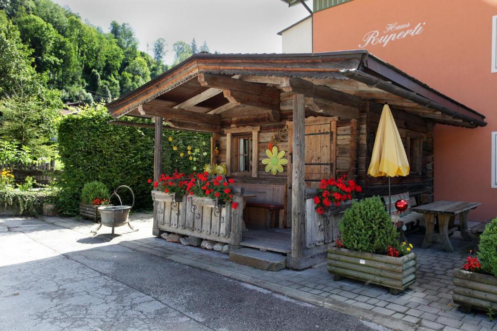Hotel Garni Tirolerhof ホップフガルテン・イム・ブリクセンタール エクステリア 写真