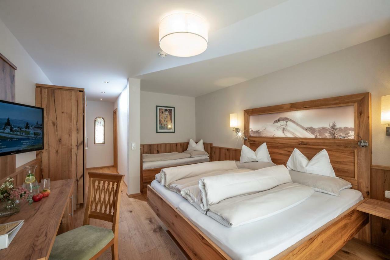 Hotel Garni Tirolerhof ホップフガルテン・イム・ブリクセンタール エクステリア 写真